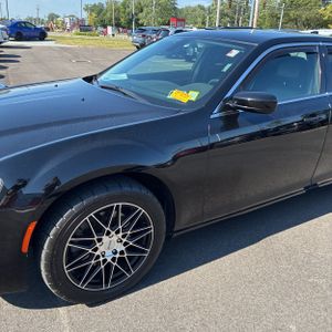 2017 Chrysler 300 LIMITED 照片 2
