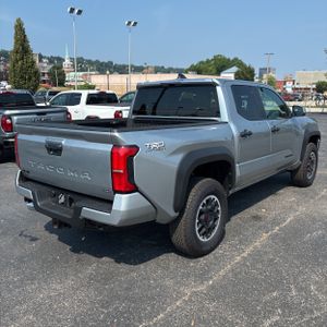 2025 Toyota TACOMA TRD OFF-ROAD 照片 8