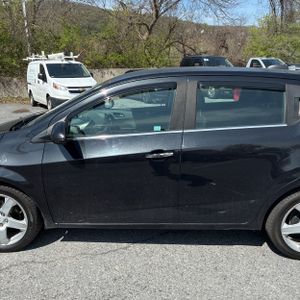 CHEVROLET SONIC LTZ AUTO - 4