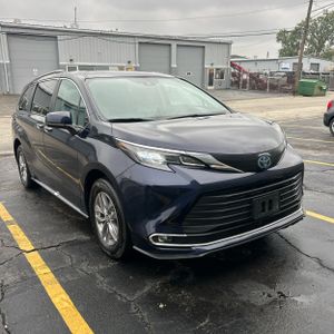2024 Toyota SIENNA XLE 8-PASSENGER 照片 12