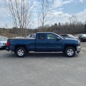 CHEVROLET SILVERADO 1500 - 10