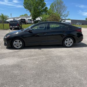 HYUNDAI ELANTRA VALUE EDITION - 3