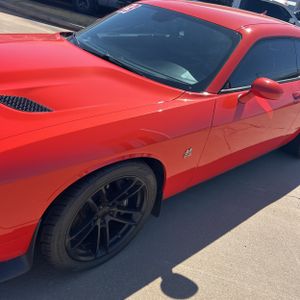DODGE CHALLENGER R/T SCAT PACK - 2