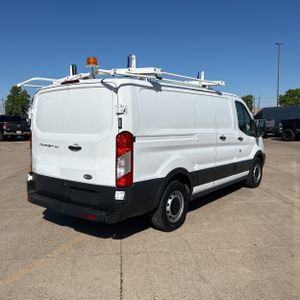 FORD TRANSIT 150 - 8