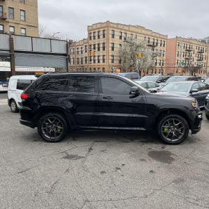 JEEP GRAND CHEROKEE LIMITED X - 10