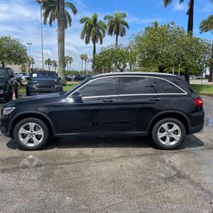 MERCEDES-BENZ GLC - 3