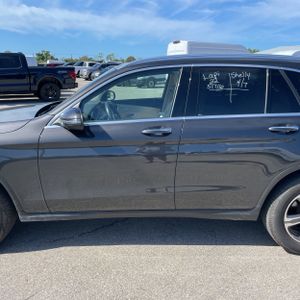 MERCEDES-BENZ GLC - 4