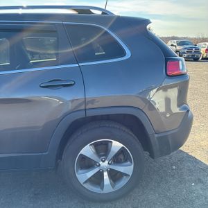JEEP CHEROKEE LIMITED - 6