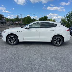 MASERATI LEVANTE S - 3