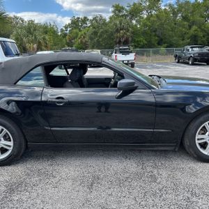 FORD MUSTANG V6 - 10