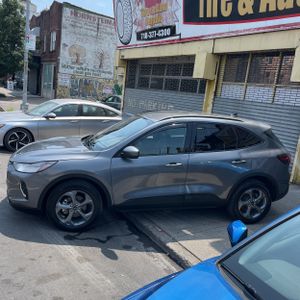 صورة 3 لـ 2025 FORD ESCAPE ST-LINE SELECT
