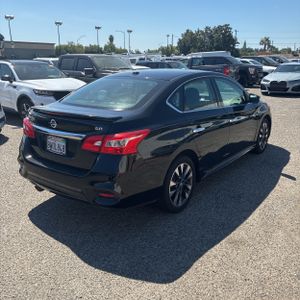 2019 Nissan SENTRA SR 照片 8