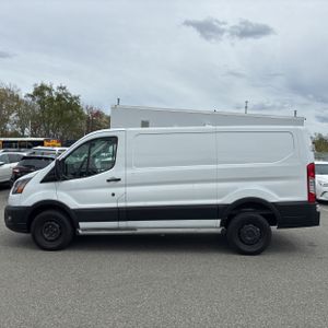 FORD TRANSIT 250 - 3