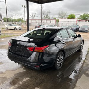 NISSAN ALTIMA SV FWD - 8