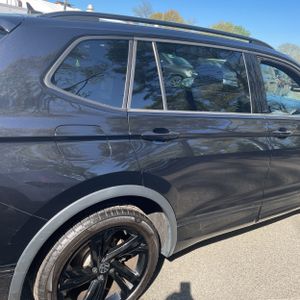 VOLKSWAGEN TIGUAN SE R-LINE BLACK 4MOTION - 9