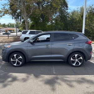 2016 Hyundai TUCSON LIMITED — фото 3