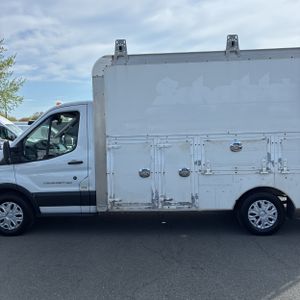 FORD TRANSIT-350 CUTAWAY - 4
