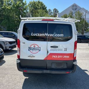 FORD TRANSIT 150 - 6