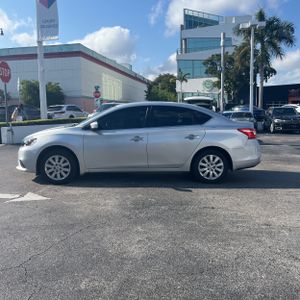NISSAN SENTRA S - 3