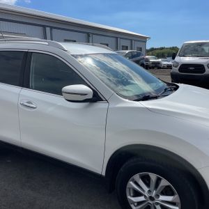 2016 Nissan ROGUE SV — миниатюра 13