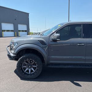 صورة 2 لـ 2018 FORD F-150 RAPTOR