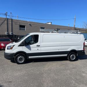 FORD TRANSIT 250 - 3