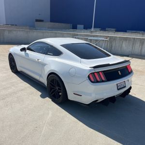 FORD MUSTANG GT - 5