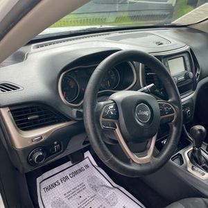 صورة مصغرة 36 لـ 2016 JEEP CHEROKEE SPORT