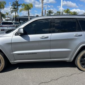 JEEP GRAND CHEROKEE ALTITUDE - 4