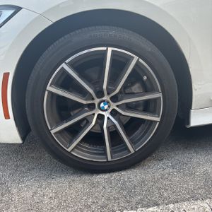 صورة 13 لـ 2021 BMW 3 SERIES 330I