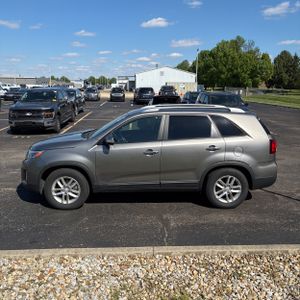 KIA SORENTO LX - 3