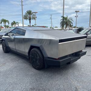 TESLA CYBERTRUCK CYBERBEAST - 5