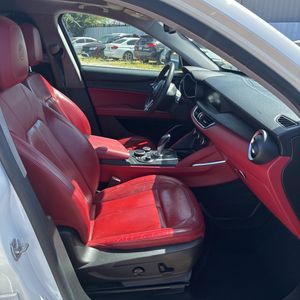 2019 ALFA Romeo STELVIO AWD — миниатюра 33