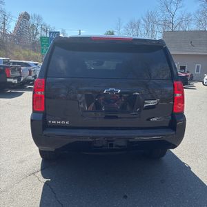 CHEVROLET TAHOE LS - 7