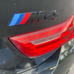 2015 BMW M4 BASE 照片 23