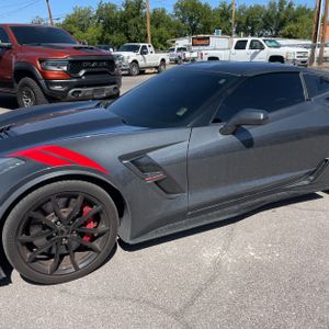 صورة 2 لـ 2017 Chevrolet CORVETTE GRAND SPORT