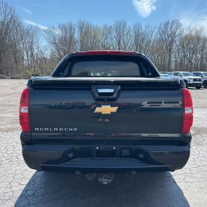 CHEVROLET AVALANCHE LTZ BLACK DIAMOND - 7