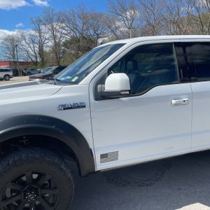 FORD F-150 LARIAT - 2