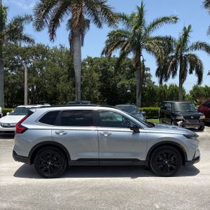 2024 Honda CR-V HYBRID SPORT TOURING photo 10
