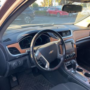 صورة 36 لـ 2013 Chevrolet TRAVERSE LT