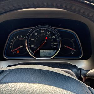 صورة مصغرة 40 لـ 2013 Toyota RAV4 LIMITED