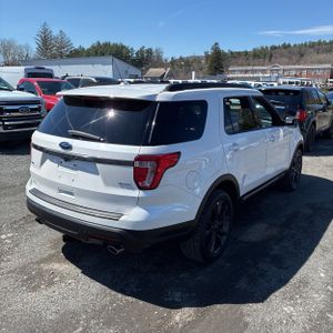 FORD EXPLORER XLT - 8