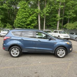 FORD ESCAPE SEL - 10