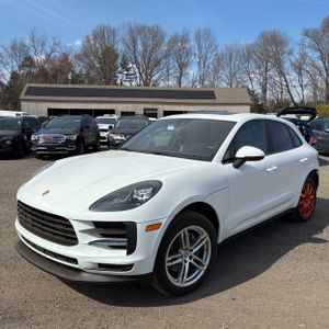 Porsche Macan Base - 1