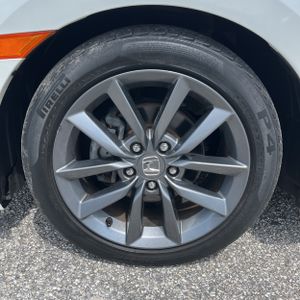 2019 Honda CIVIC EX — миниатюра 17