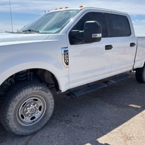 Ford F-250 Super Duty XL - 2