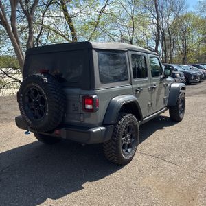 JEEP WRANGLER WILLYS 4XE - 8