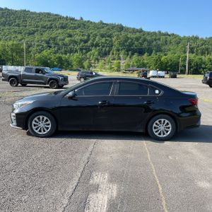 صورة 3 لـ 2020 KIA FORTE FE