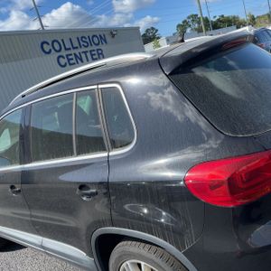 VOLKSWAGEN TIGUAN 2.0T SE - 6