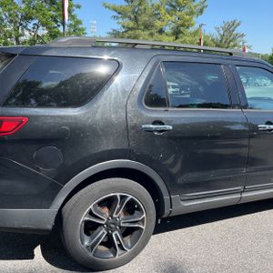 FORD EXPLORER SPORT - 9